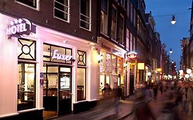 Hotel Luxer